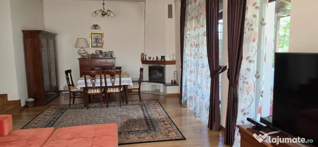 Casa deosebita P+E+M zona Trandafirilor - Botosani (Botosani)