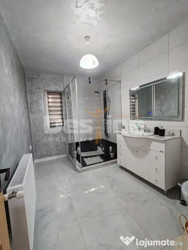 Apartament cu 3 camere, renovat și mobilat complet – Zona Gară, Vaslui - Vaslui (Vaslui)