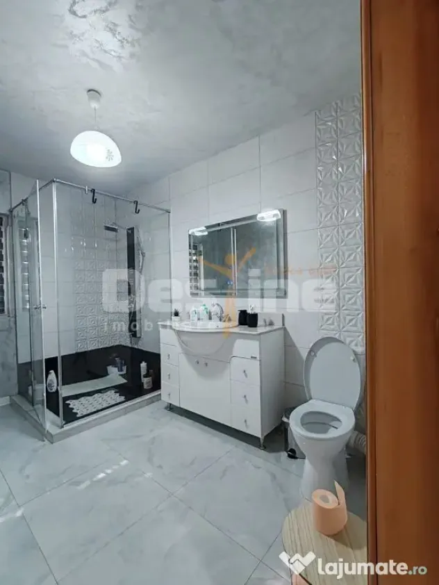 Apartament cu 3 camere, renovat și mobilat complet – Zona Gară, Vaslui - Vaslui (Vaslui)