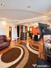 Casă P+1 în Slatina, teren de 308 mp, amprentă la sol de