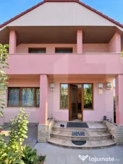 Casă P+1 în Slatina, teren de 308 mp, amprentă la sol de