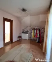 Casă P+1 în Slatina, teren de 308 mp, amprentă la sol de