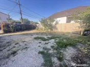 Teren intravilan 170 mp – dublă deschidere la două stră 