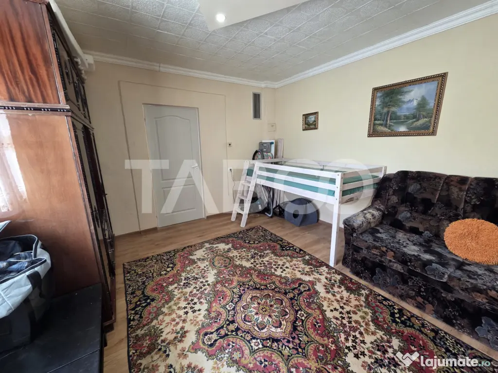 Casa 2 camere curte comuna de vanzare zona Centrala 47 mp ut - Fagaras (Brasov)