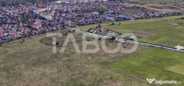 Teren intravilan 1500 mp zona Campsor cartierul Strand - Sibiu (Sibiu)