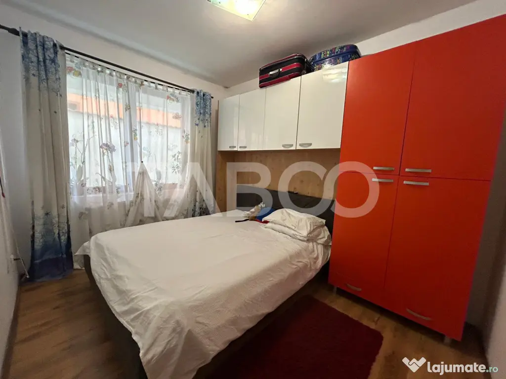 Apartament decomandat 54mpu 2 camere si balcon zona Brana Se - Sibiu (Sibiu)