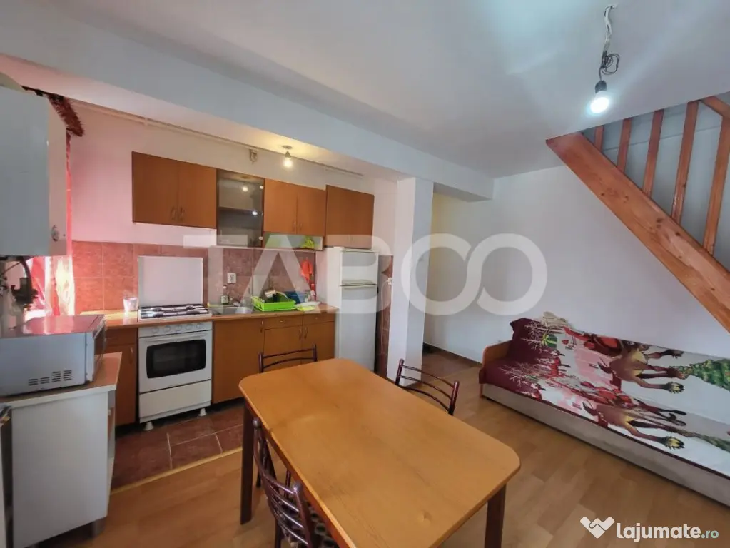 Apartament de vanzare 4 camere pe 2 etaje 84 mp zona Rahovei - Sibiu (Sibiu)