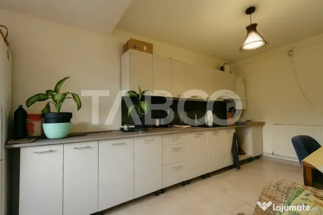 Apartament de vanzare 3 camere 128 mp utili zona Tilisca Sib - Sibiu (Sibiu)