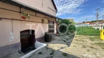 Casa individuala de vanzare cu 3 camere 500 mp teren Cornate
