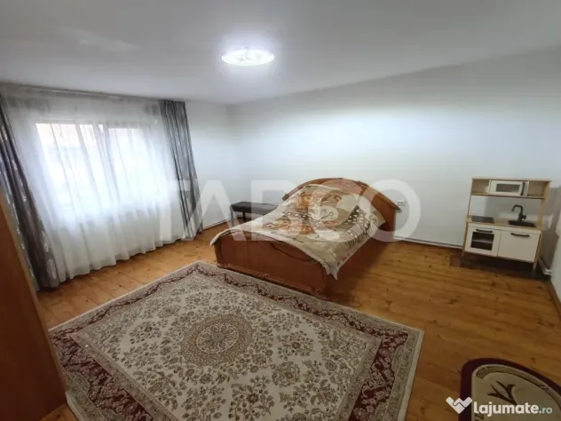 Casa cu 4 camere singur in curte de vanzare in Sibiu - zona - Sibiu (Sibiu)