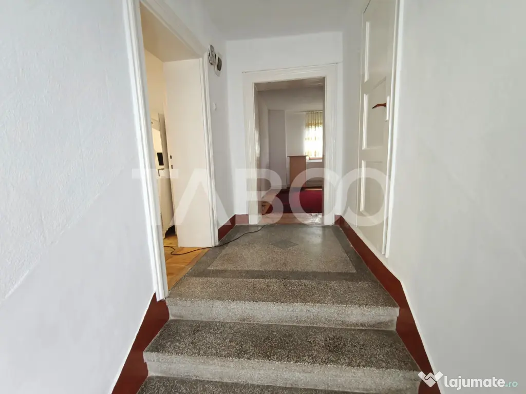Casa cu 4 camere singur in curte de vanzare in Sibiu - zona - Sibiu (Sibiu)