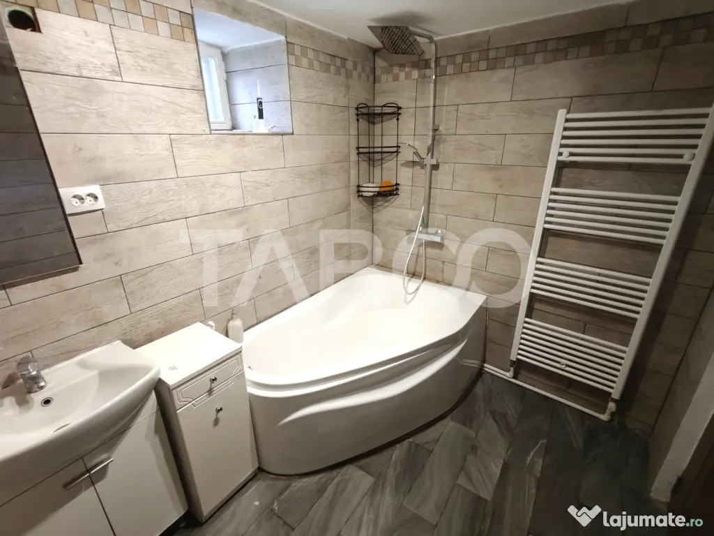 Casa cu 4 camere singur in curte de vanzare in Sibiu - zona - Sibiu (Sibiu)