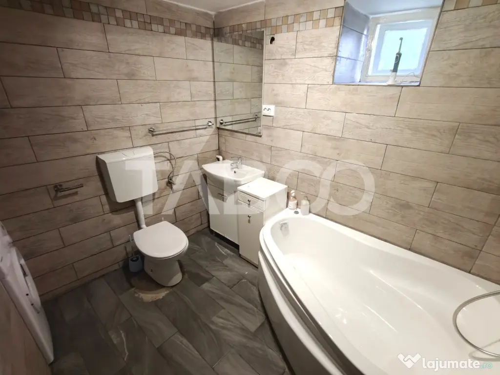 Casa cu 4 camere singur in curte de vanzare in Sibiu - zona - Sibiu (Sibiu)