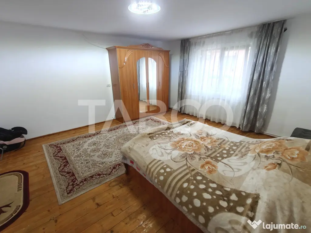 Casa cu 4 camere singur in curte de vanzare in Sibiu - zona - Sibiu (Sibiu)