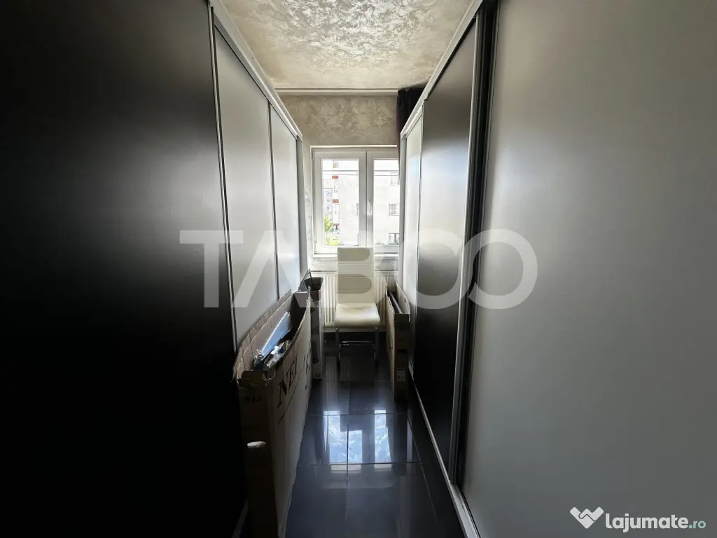 Apartament de vanzare 4 camere ultrafinisat etaj 1 Sibiu zon - Sibiu (Sibiu)