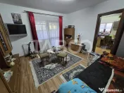 Casa de vanzare cu 6 camere 2 parcari curte libera 200 mp in