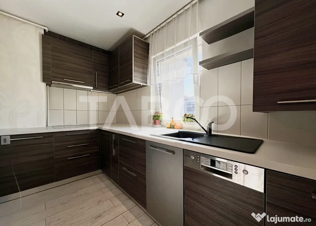 Apartament cu 3 camere decomandate de vanzare in cartierul M - Cluj-Napoca (Cluj)