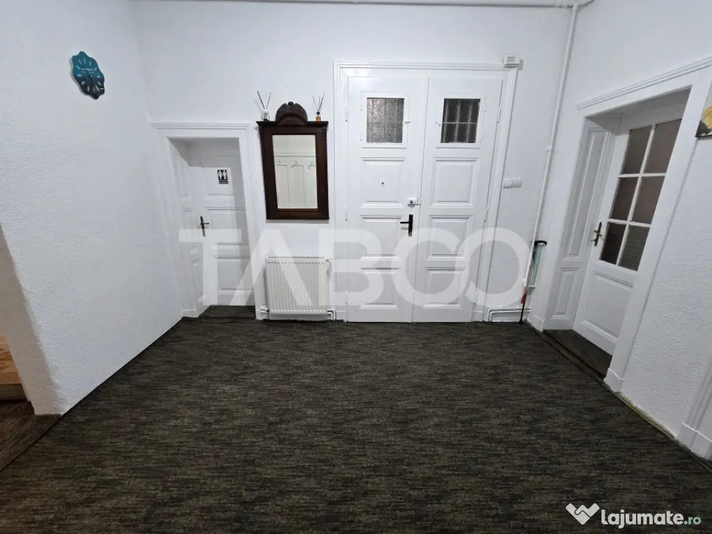 Apartament decomandat 4 camere 130mpu pivnita acces auto Ora - Sibiu (Sibiu)