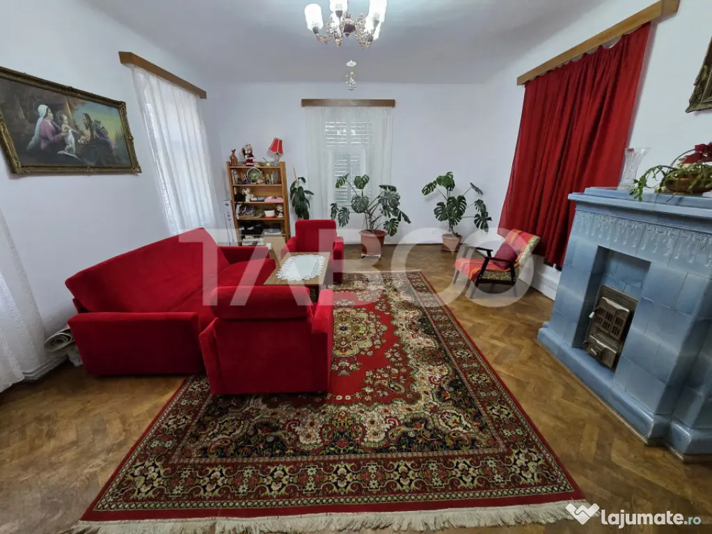 Apartament decomandat 4 camere 130mpu pivnita acces auto Ora - Sibiu (Sibiu)