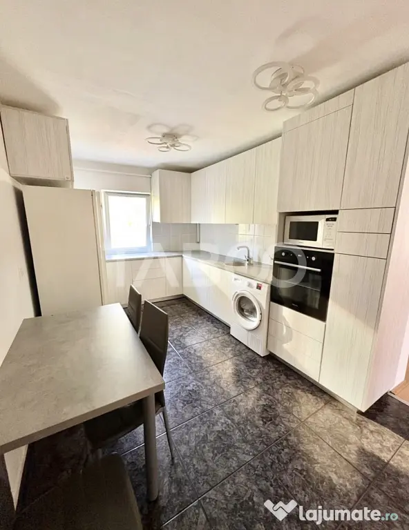 Apartament cu 4 camere in Plopilor cu 2 balcoane si boxa de - Cluj-Napoca (Cluj)