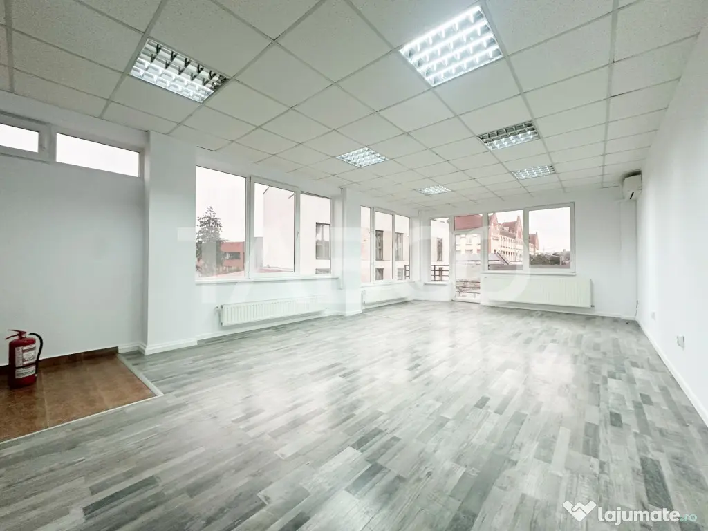 Cladire de Birouri finisata de vanzare zona The Office - Cluj-Napoca (Cluj)