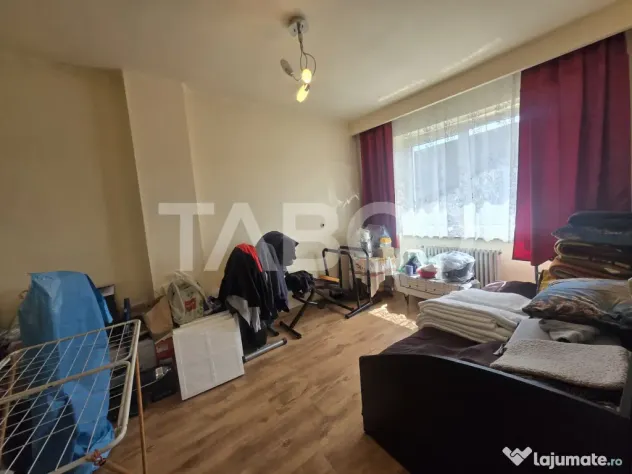 Casa individuala de vanzare 332mpu curte 295mp zona Piata Cl - Sibiu (Sibiu)