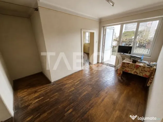 Casa individuala de vanzare 332mpu curte 295mp zona Piata Cl - Sibiu (Sibiu)