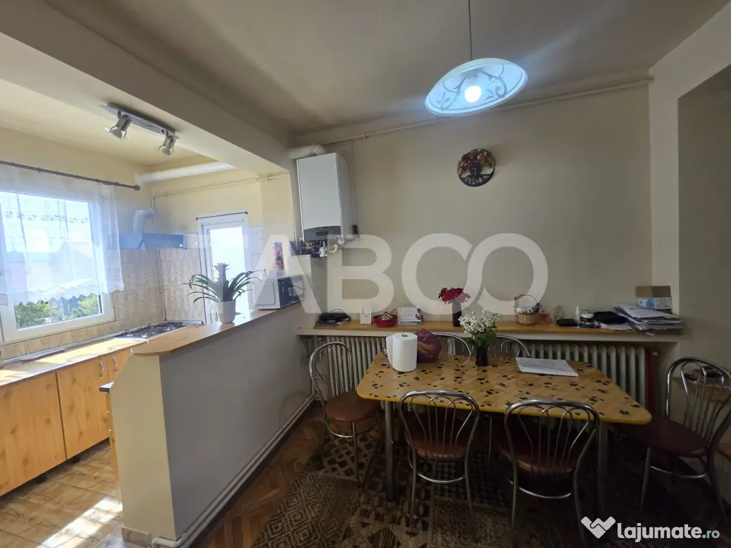 Casa individuala de vanzare 332mpu curte 295mp zona Piata Cl - Sibiu (Sibiu)