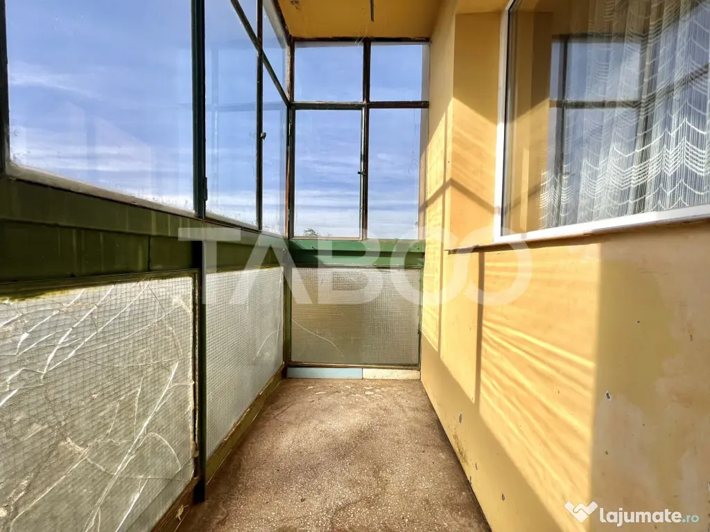 Apartament cu 3 camere de vanzare in Manastur izolat 2 balco - Cluj-Napoca (Cluj)