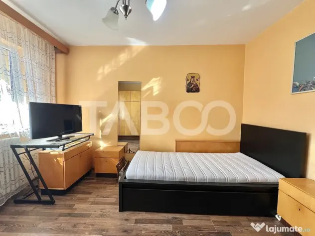 Apartament cu 3 camere de vanzare in Manastur izolat 2 balco - Cluj-Napoca (Cluj)
