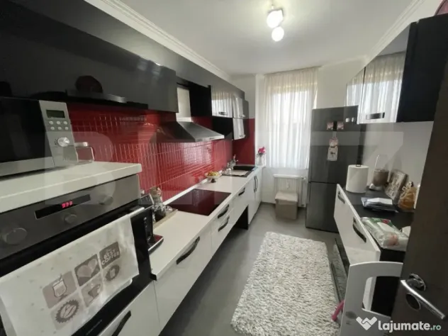 Apartament 3 camere, 68 mp, zona Nufărul - Oradea (Bihor)