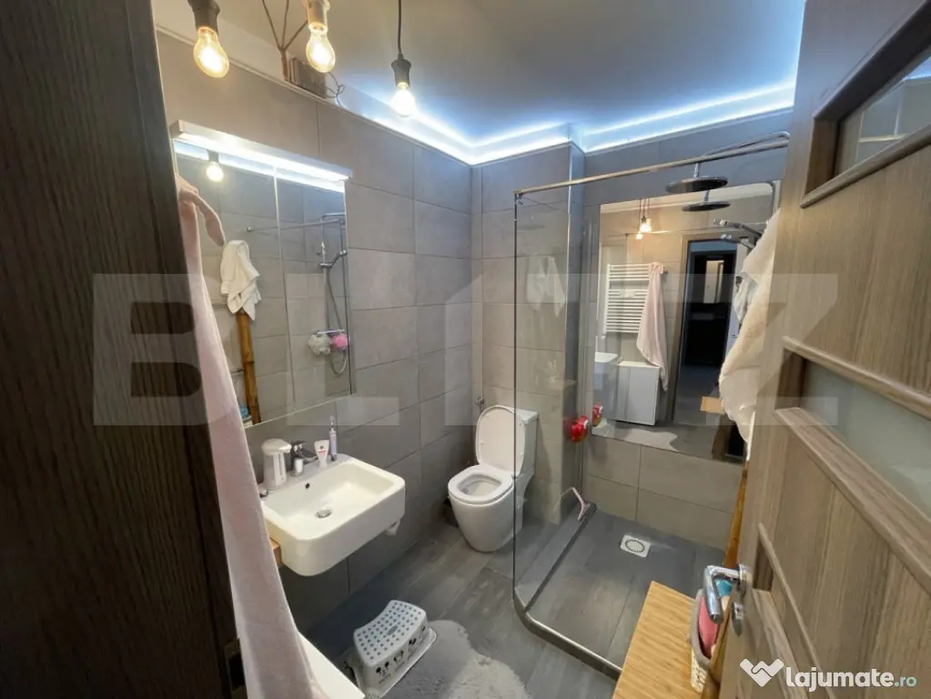 Apartament 3 camere, 68 mp, zona Nufărul - Oradea (Bihor)