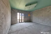 Casă P+1E, 402 mp, teren 3.600 mp, 17 km de Roman - PREȚ LA OFERTĂ! 