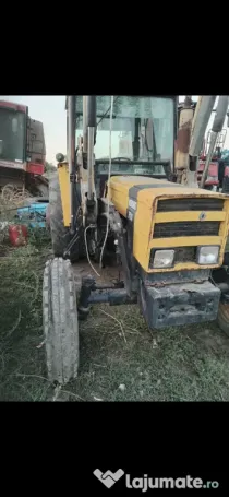 Vand Tractor Renault 571 cu car baloti