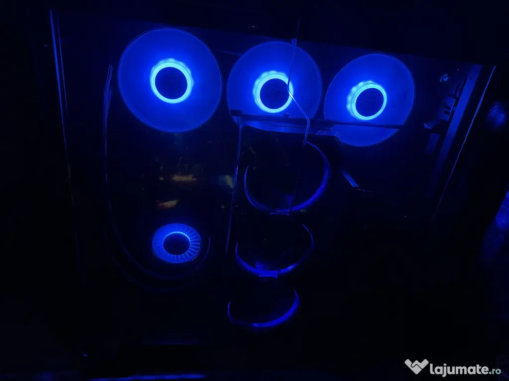 Setup gaming Ryzen 7 9700x RTX 5070 Ti