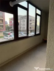 Garsoniera la prima -Coralului-Mobilata modern-Parcare