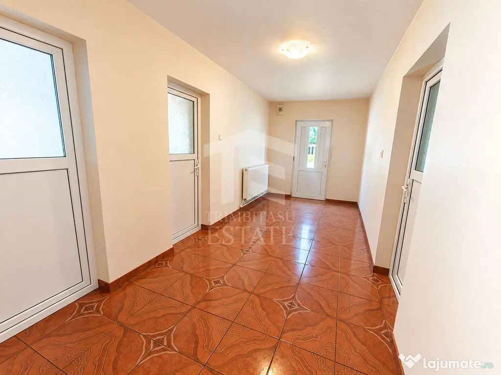 Casa de vanzare | Zona linistita | 3 camere - Valu Lui Traian (Constanta)