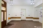 Apartament 2 camere, ampasare la cativa pasi de Primarie-Episcopiei 1 