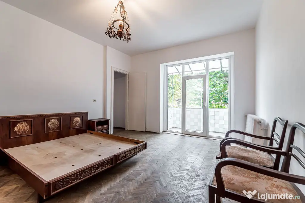 Apartament 3 camere + GARAJ PROPRIU pe B-dul Vasile Milea | Etaj 2 - Arad (Arad)