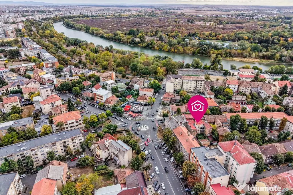 Apartament 3 camere + GARAJ PROPRIU pe B-dul Vasile Milea | Etaj 2 - Arad (Arad)