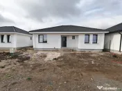 Casa 4 camere, 100 mp, Zona Calea Odoreului 