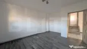 Casa cu 2 camere si mansarda ,plus bucatarie de vara .