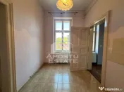 Apartament 5 camere de vanzare, renovat, zona Sinaia Timisoara 