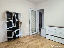 Apartament cu 3 camere,de inchiriat, parter, Arad