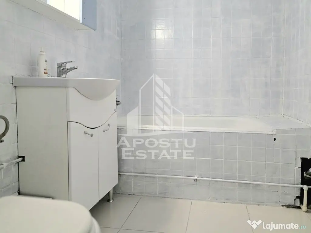 Apartament cu 3 camere,de inchiriat, parter, Arad - Arad (Arad)