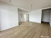 Apartament cu 3 camere, 2 balcoane, pod propriu in Giroc 