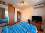 Apartament cu 2 camere de vanzare, centrala proprie, zona Aradului 