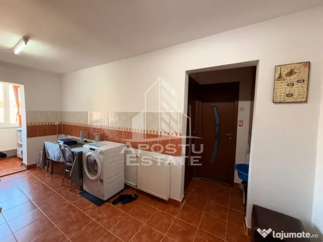 Apartament cu 2 camere de vanzare, centrala proprie, zona Aradului - Timisoara (Timis)
