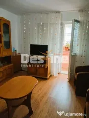 Apartament cu 3 camere de vanzare zona centrala