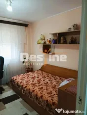 Apartament cu 3 camere de vanzare zona centrala
